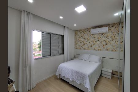Casa à venda com 130m², 3 quartos e 2 vagas Casa à venda com 130m², 3 quartos e 2 vagasSuíte