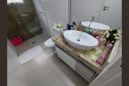 Casa à venda com 130m², 3 quartos e 2 vagas Casa à venda com 130m², 3 quartos e 2 vagasBanheiro - torneira