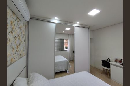 Casa à venda com 130m², 3 quartos e 2 vagas Casa à venda com 130m², 3 quartos e 2 vagasSuíte