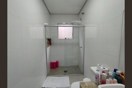 Casa à venda com 130m², 3 quartos e 2 vagas Casa à venda com 130m², 3 quartos e 2 vagasBanheiro - torneira