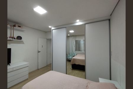 Casa à venda com 130m², 3 quartos e 2 vagas Casa à venda com 130m², 3 quartos e 2 vagasQuarto 3