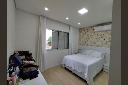 Casa à venda com 130m², 3 quartos e 2 vagas Casa à venda com 130m², 3 quartos e 2 vagasSuíte