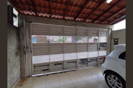 Casa à venda com 130m², 3 quartos e 2 vagas Casa à venda com 130m², 3 quartos e 2 vagasGaragem