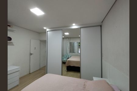 Casa à venda com 130m², 3 quartos e 2 vagas Casa à venda com 130m², 3 quartos e 2 vagasQuarto 3