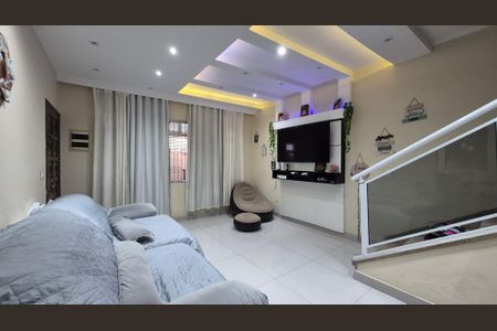 Sala de casa à venda com 2 quartos, 200m² em Vila Junqueira, Santo André