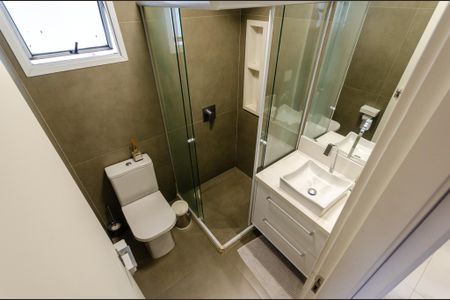 Apartamento à venda com 65m², 3 quartos e 1 vagaSuíte - Banheiro