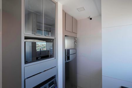 Apartamento à venda com 53m², 2 quartos e 1 vaga Apartamento à venda com 53m², 2 quartos e 1 vagaCozinha e Área de Serviço