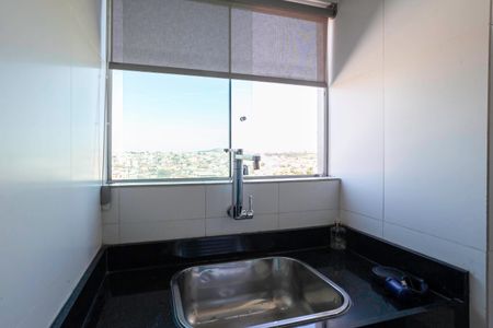 Apartamento à venda com 53m², 2 quartos e 1 vaga Apartamento à venda com 53m², 2 quartos e 1 vagaCozinha e Área de Serviço