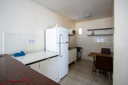 Apartamento para alugar com 45m², 2 quartos e sem vagaÁrea comum - Salão de festas