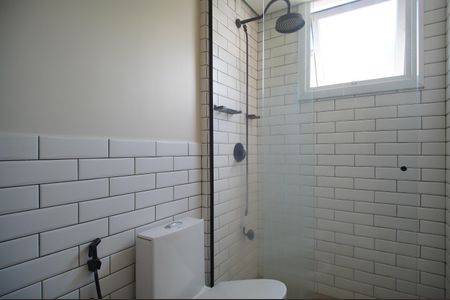 Apartamento à venda com 100m², 2 quartos e 2 vagasBanheiro da Suíte 