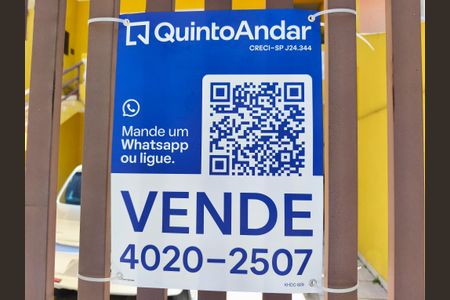 Casa à venda com 299m², 4 quartos e 6 vagas Casa à venda com 299m², 4 quartos e 6 vagasPlaquinha