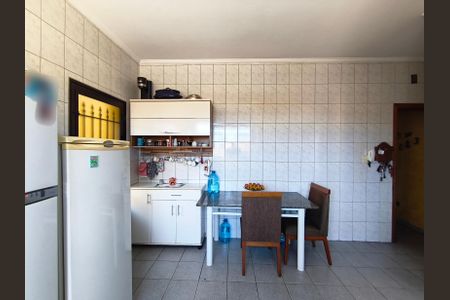 Casa à venda com 299m², 4 quartos e 6 vagas Casa à venda com 299m², 4 quartos e 6 vagasCozinha