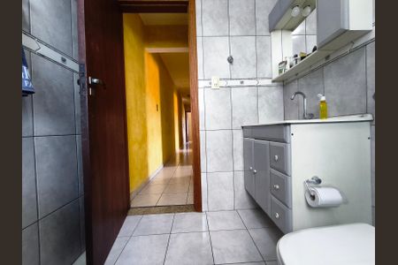 Casa à venda com 299m², 4 quartos e 6 vagas Casa à venda com 299m², 4 quartos e 6 vagasBanheiro