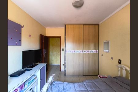 Casa à venda com 299m², 4 quartos e 6 vagas Casa à venda com 299m², 4 quartos e 6 vagasQuarto 1