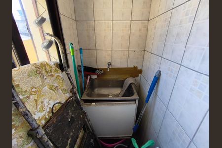 Casa à venda com 299m², 4 quartos e 6 vagas Casa à venda com 299m², 4 quartos e 6 vagasÁrea de Serviço