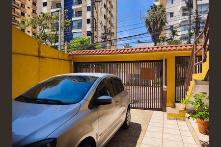Casa à venda com 299m², 4 quartos e 6 vagas Casa à venda com 299m², 4 quartos e 6 vagasGaragem