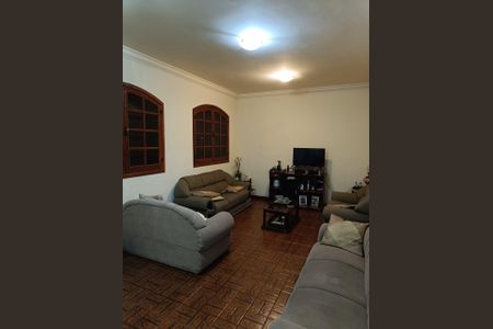 Casa à venda com 4 quartos, 203m² em Ouro Preto, Belo Horizonte