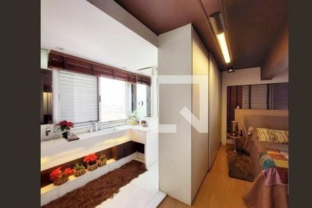 Apartamento à venda com 142m², 4 quartos e 3 vagasQuarto 
