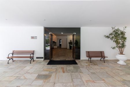 Apartamento para alugar com 45m², 1 quarto e 1 vagaEntrada