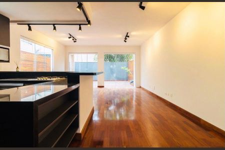 Casa à venda com 300m², 3 quartos e 2 vagas