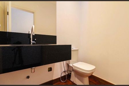 Casa à venda com 300m², 3 quartos e 2 vagas