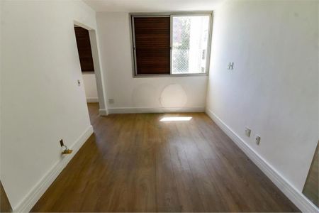 Apartamento à venda com 3 quartos, 180m² em Vila Andrade, São Paulo