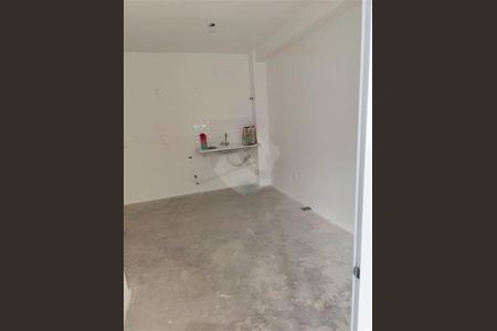 Apartamento à venda com 41m², 2 quartos e 1 vaga