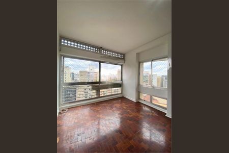 Apartamento à venda com 76m², 1 quarto e sem vaga