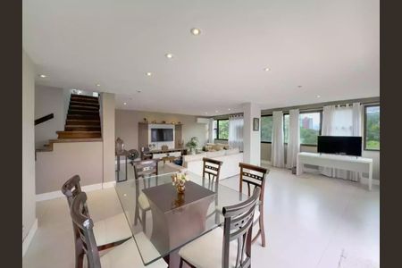 Apartamento à venda com 4 quartos, 206m² em Barra da Tijuca, Rio de Janeiro