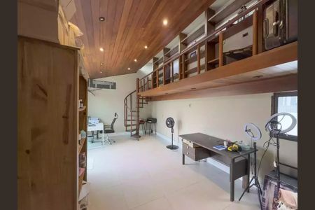 Apartamento à venda com 4 quartos, 206m² em Barra da Tijuca, Rio de Janeiro
