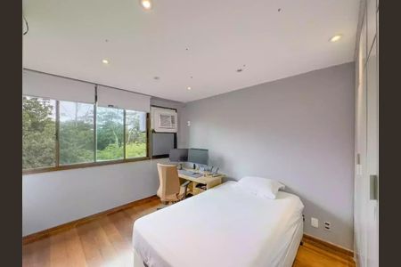 Apartamento à venda com 4 quartos, 206m² em Barra da Tijuca, Rio de Janeiro