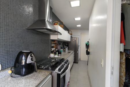 Apartamento à venda com 236m², 3 quartos e 2 vagasCozinha
