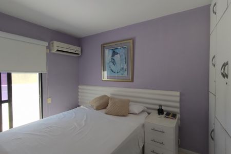 Apartamento à venda com 236m², 3 quartos e 2 vagasSuíte 2