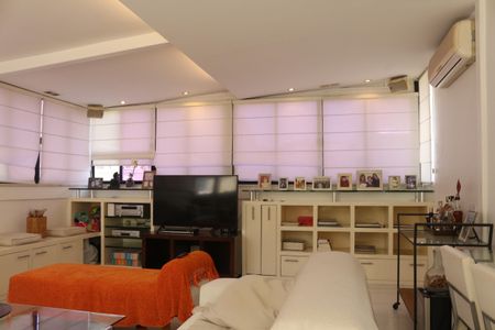 Apartamento à venda com 236m², 3 quartos e 2 vagasSala 2