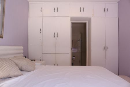 Apartamento à venda com 236m², 3 quartos e 2 vagasSuíte 2