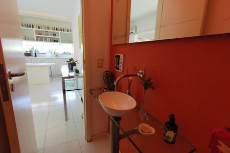 Apartamento à venda com 236m², 3 quartos e 2 vagasLavabo