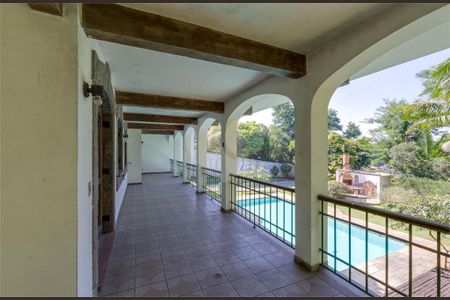 Casa à venda com 5 quartos, 1157m² em Jardim dos Estados, São Paulo