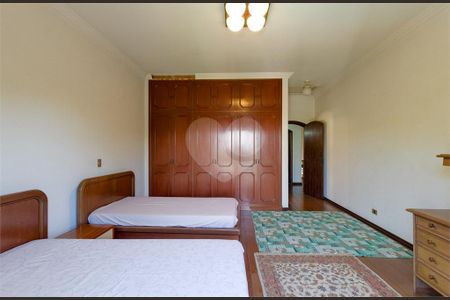 Casa à venda com 5 quartos, 1157m² em Jardim dos Estados, São Paulo