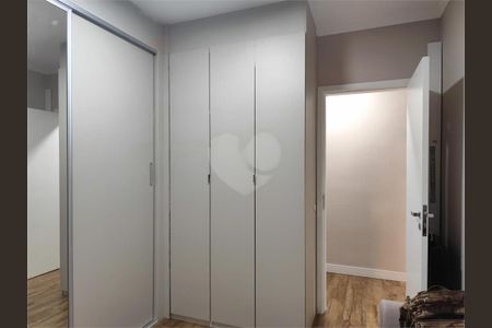 Apartamento à venda com 2 quartos, 72m² em Vila Campo Grande, São Paulo