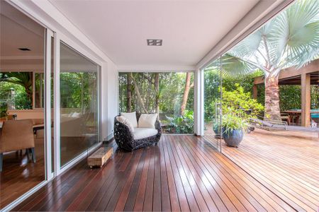 Casa à venda com 4 quartos, 451m² em Jardim Cordeiro, São Paulo