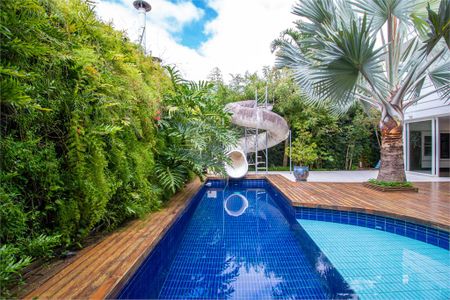 Casa à venda com 4 quartos, 451m² em Jardim Cordeiro, São Paulo