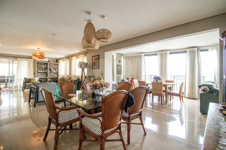 Apartamento à venda com 4 quartos, 351m² em Jardim Marajoara, São Paulo