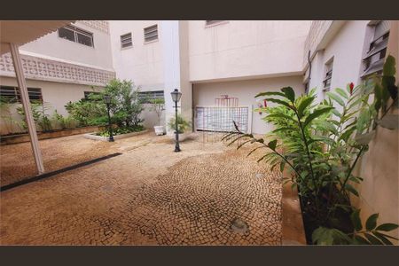 Apartamento à venda com 66m², 2 quartos e 1 vaga