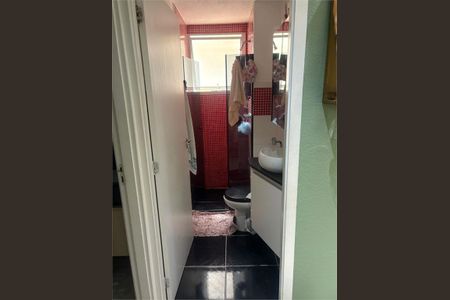 Apartamento à venda com 2 quartos, 40m² em Padroeira, Osasco