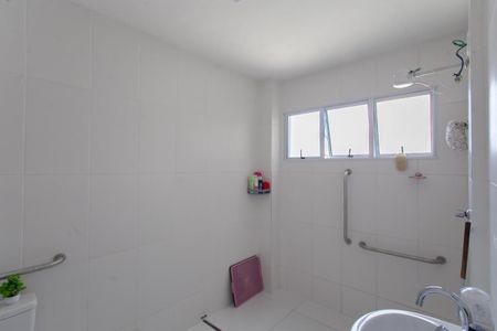 Apartamento à venda com 60m², 1 quarto e 1 vaga Apartamento à venda com 60m², 1 quarto e 1 vagaBanheiro