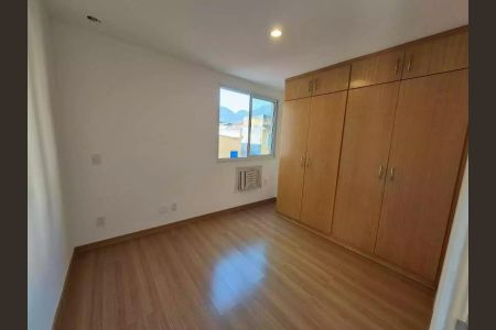 Apartamento à venda com 107m², 3 quartos e 2 vagas