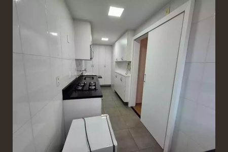 Apartamento à venda com 107m², 3 quartos e 2 vagas
