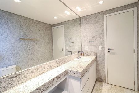 Apartamento à venda com 2 quartos, 174m² em Vila Progredior, São Paulo
