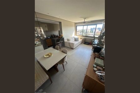 Apartamento à venda com 2 quartos, 61m² em Camaquã, Porto Alegre