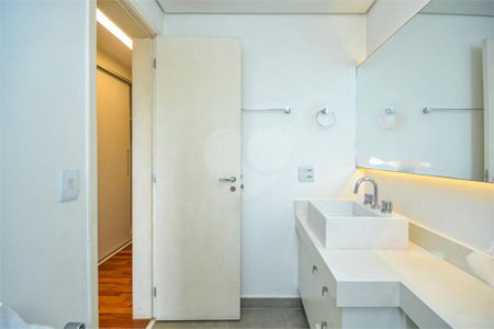 Apartamento à venda com 141m², 3 quartos e 2 vagas